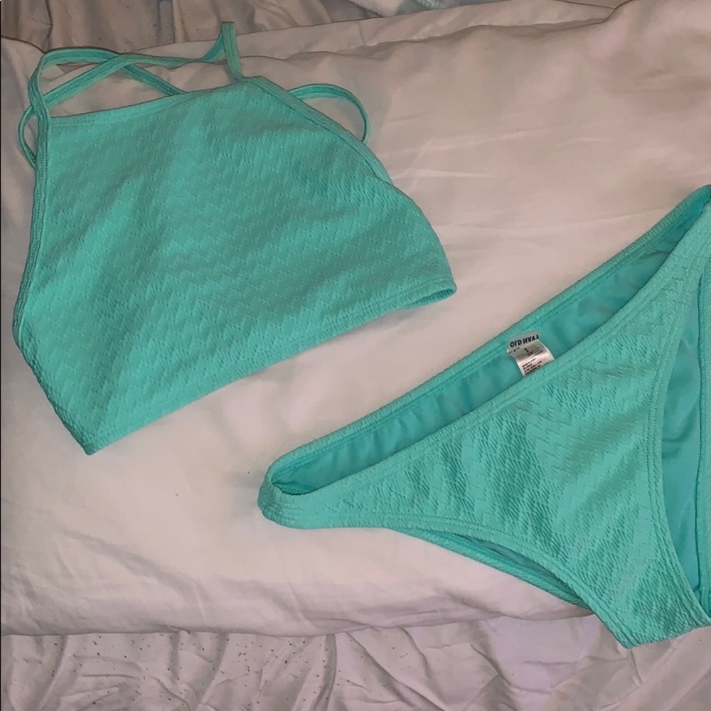 Old Navy bathing suit set